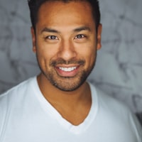 Portrait of Tom Alvarez